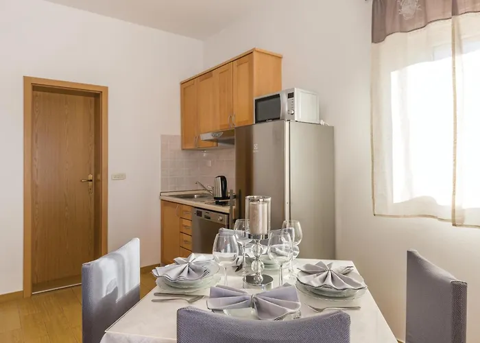 Vukovarska Iv Apartament Makarska